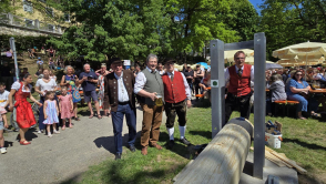 Bürgermeister mit Ehrenmitglieder