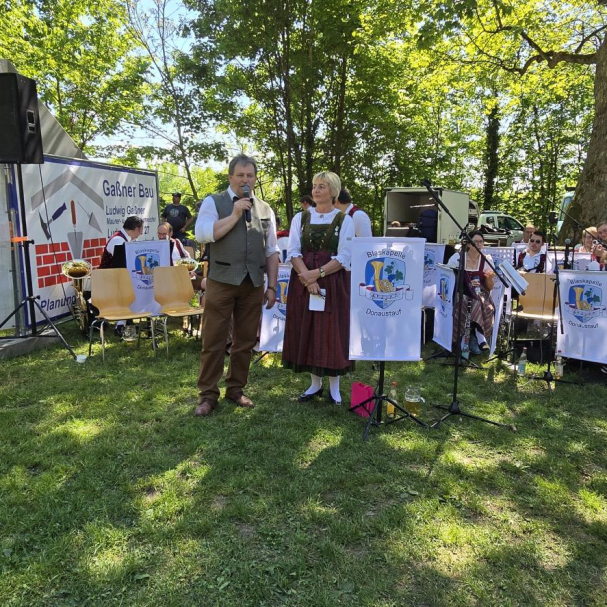 Ansprache Bürgermeister mit Vorstand