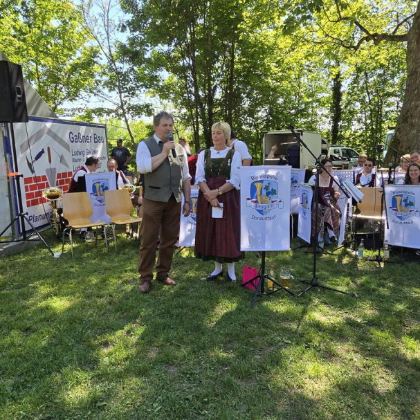 Ansprache Bürgermeister mit Vorstand