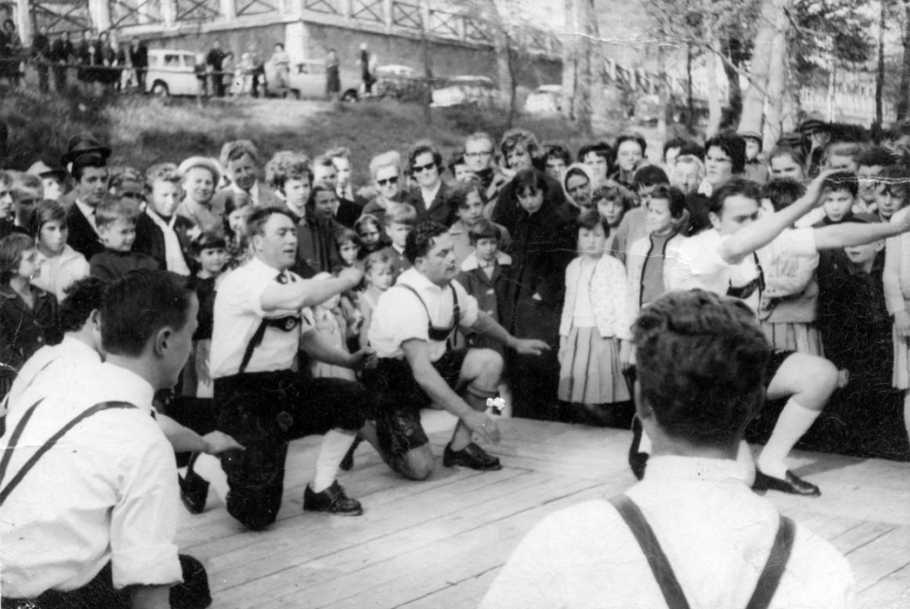 Schuhplatteln Maifest im Jahr 1961