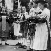 Weiter zur Seite Vorstände Standartenweihe 1952